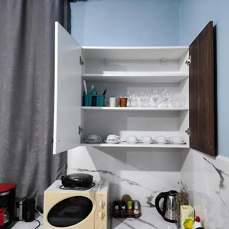 Kb Downtown Апартаменты Гирокастра